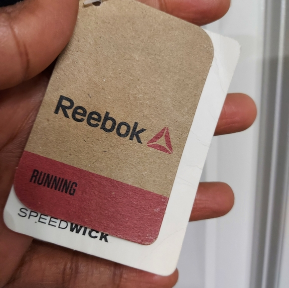 NWT Reebok Women's Tie-Dye Sports Bra - Medium Support - Picture 5 of 9